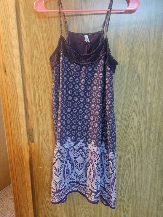 Vanity Dresses & Skirts - Vanity Purple Printed Spaghetti Strap Midi Dress